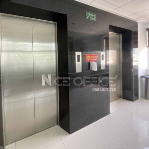 Hai thang máy tại tòa nhà Ký Con Building