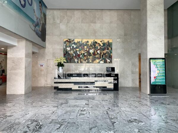 Lễ tân tại tòa nhà Centec Tower