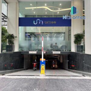 Lối xuống hầm xe tại tòa nhà Pearl 5 Tower