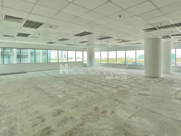 Mặt bằng trống cho thuê 2 mặt view Riverbank Place