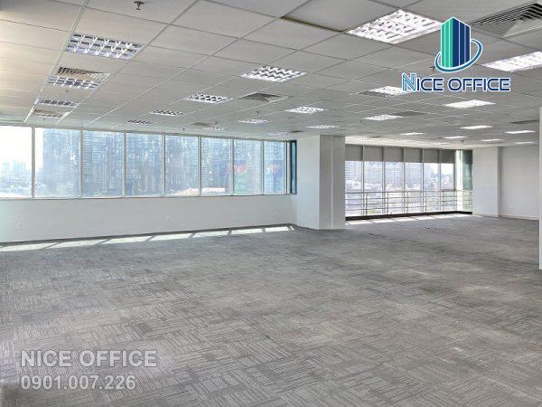 Mặt bằng trống cho thuê tại tòa nhà EBM Tower với thiết kế thông thoáng nhiều ánh sáng vào văn phòng