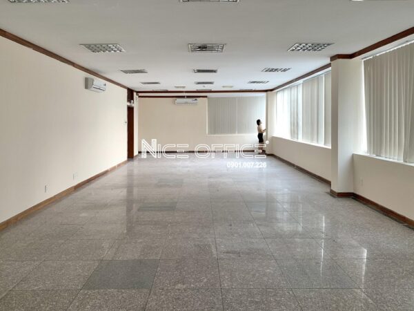 Mặt bằng trống cho thuê tại tòa nhà Safomec Building