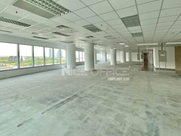 Mặt bằng trống cho thuê view mặt trước tại tòa nhà Riverbank Place