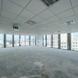 Mặt bằng trống cho thuê với hai mặt view thông thoáng