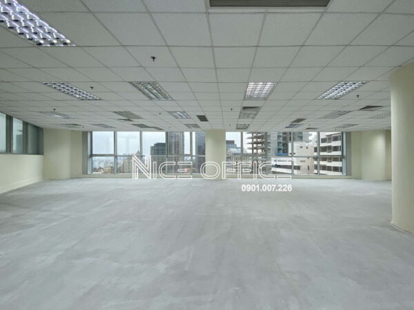 Mặt bằng trống tại tòa nhà Saigon Trade Center
