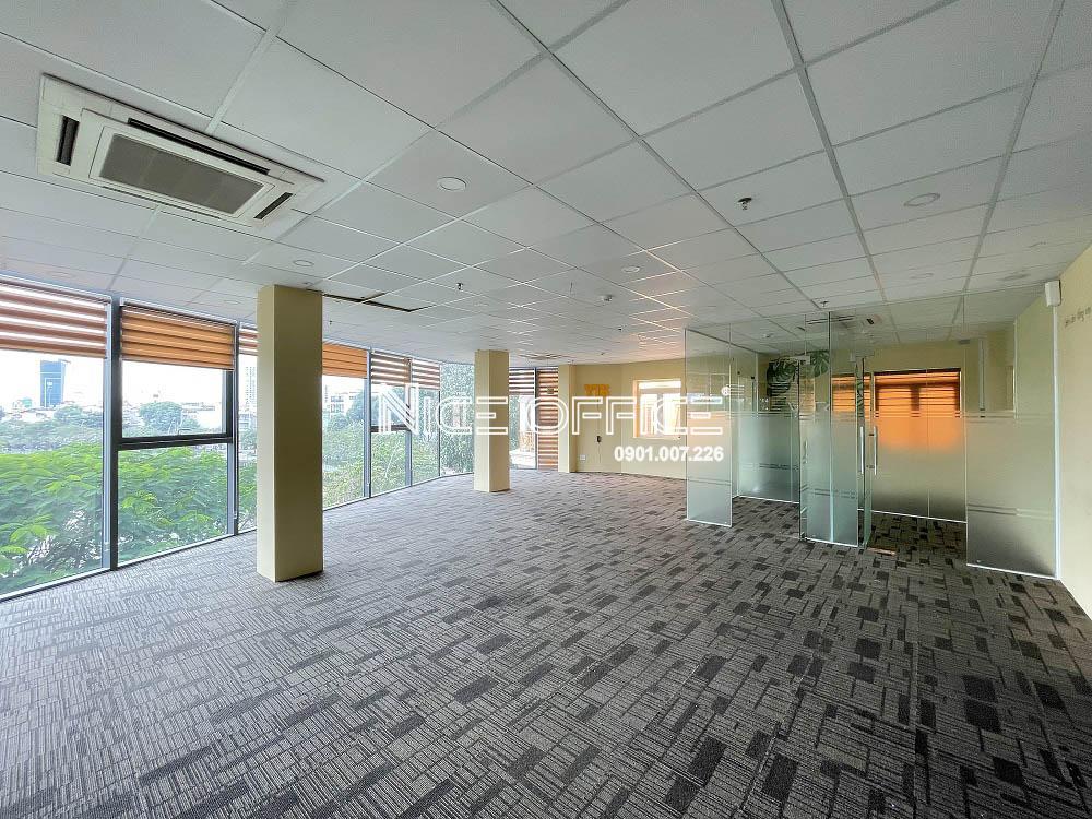 mat-bang-trong-vua-het-han-hop-dong-tai-428-truong-sa