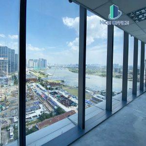 Một góc view khác tại tầng 22 tòa nhà Lim Tower
