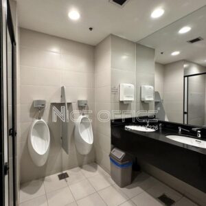 Nhà vệ sinh tại mỗi tầng