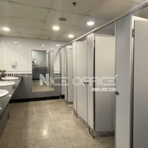 Nhà vệ sinh nữ tại mỗi tầng