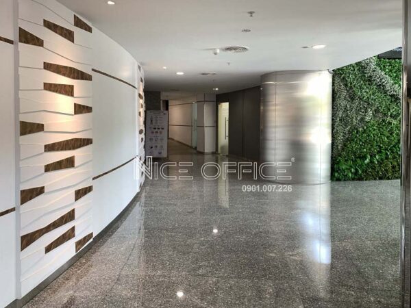 Lối đi chung tại tòa nhà PetroVietnam Tower