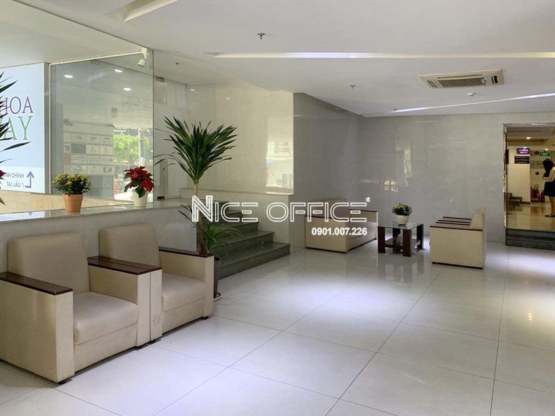 sanh-don-khach-tai-toa-nha-anh-dang-building