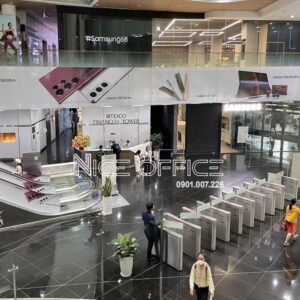 Sảnh đón khách tại tòa nhà Bitexco Financial Tower