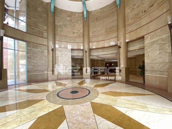 Sảnh trệt tòa nhà Metropolitan Tower