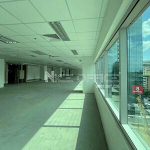 View đường Nguyễn Siêu nhìn từ tầng 5 tòa nhà Riverbank Place