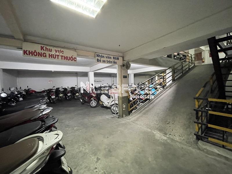 ham-xe-tai-toa-nha-aria-building