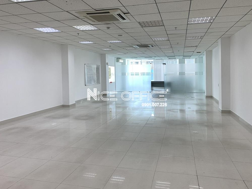 Mặt bằng trống cho thuê Light House