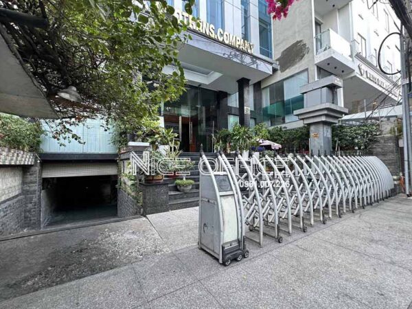 Phía trước tòa nhà Kicotrans Building