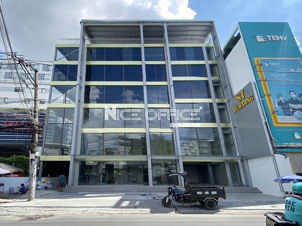 swin-tower-ung-van-khiem