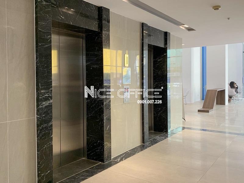 hai-thang-may-tai-toa-nha-mda-office-nguyen-trai-quan-5