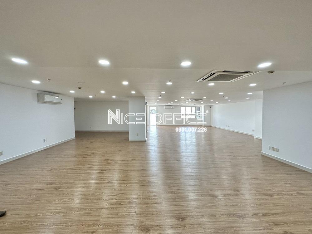 mat-bang-trong-cho-thue-tai-toa-nha-pn-techcons-building