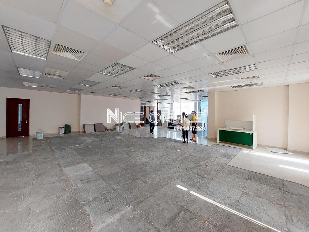 mat-bang-trong-cho-thue-tai-toa-nha-sfc-building