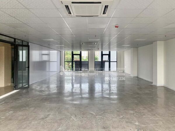 Mặt bằng trống cho thuê tại tòa nhà The Sun Building đường 12, Tp.Thủ Đức