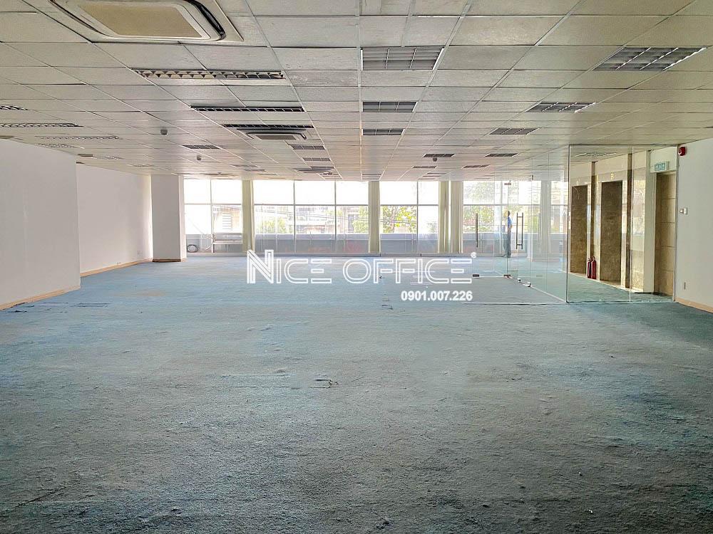 dien-tich-240m2-tai-toa-nha-gmg-building