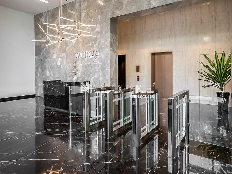 cong-an-ninh-vao-van-phong-tai-toa-nha-worc@q2-building