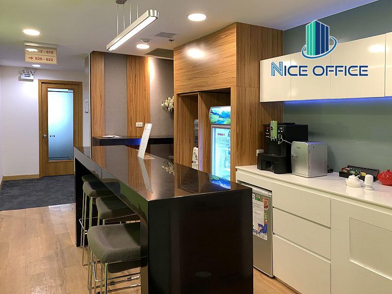 khu-vuc-pantry-tai-van-phong-tron-goi-me-linh-point-regus Khu vực pantry tại văn phòng trọn gói Mê Linh Point - Regus
