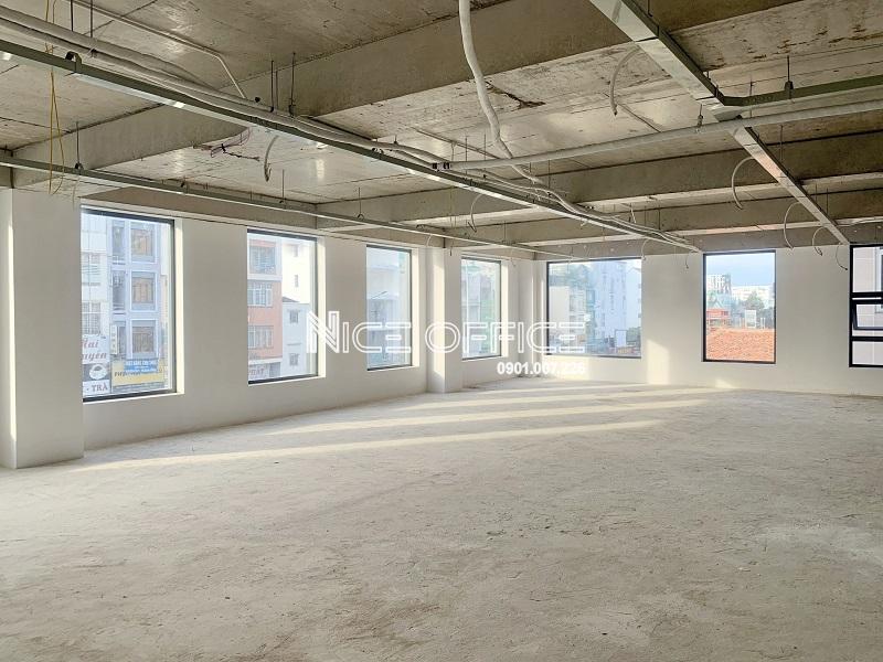 TÒA NHÀ QUEEN BUILDING - Hình ảnh 7