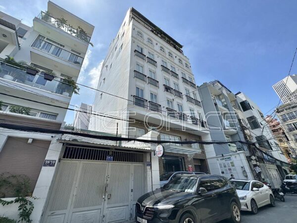Tòa nhà Luxhome Building đường Tân Cảng, quận Bình Thạnh