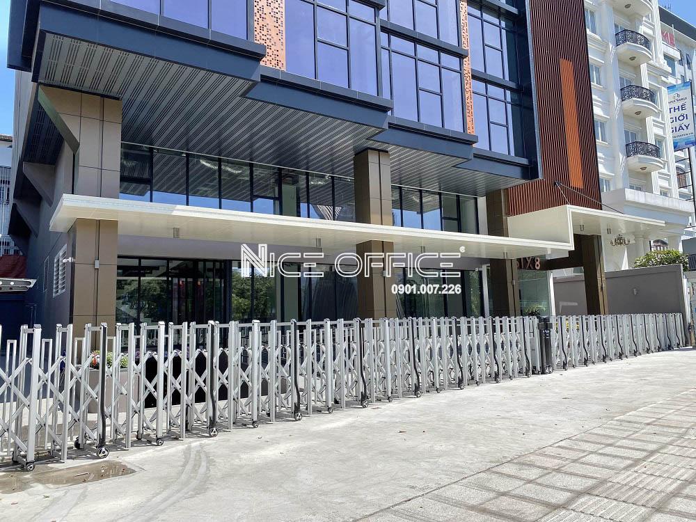 mat-tien-toa-nha-the-six8-building