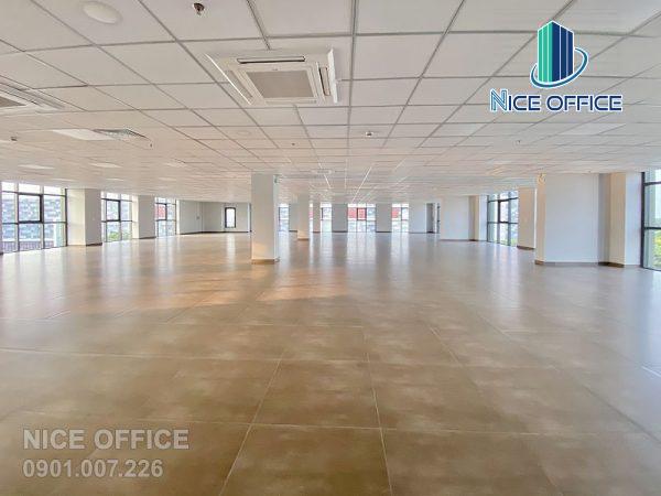 Diện tích 500m2 tại tòa nhà Mộc Gia Bờ Bao Tân Thắng