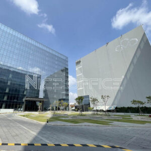 Khuôn viên tại tòa nhà CMC Creative Space