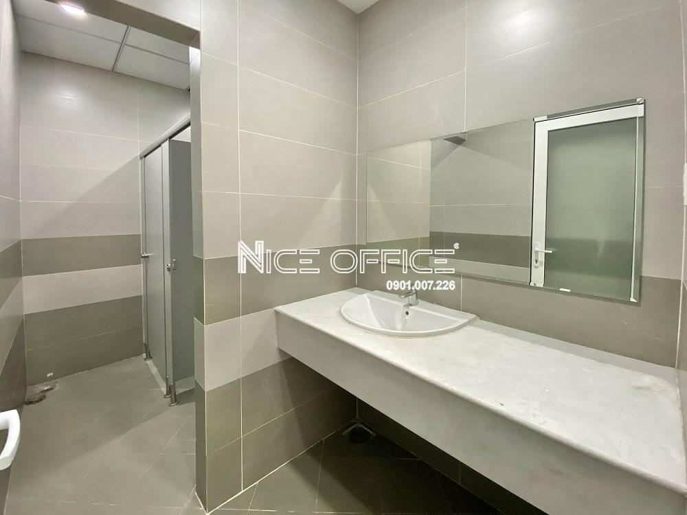 nha-ve-sinh-nu-tai-golden-gem