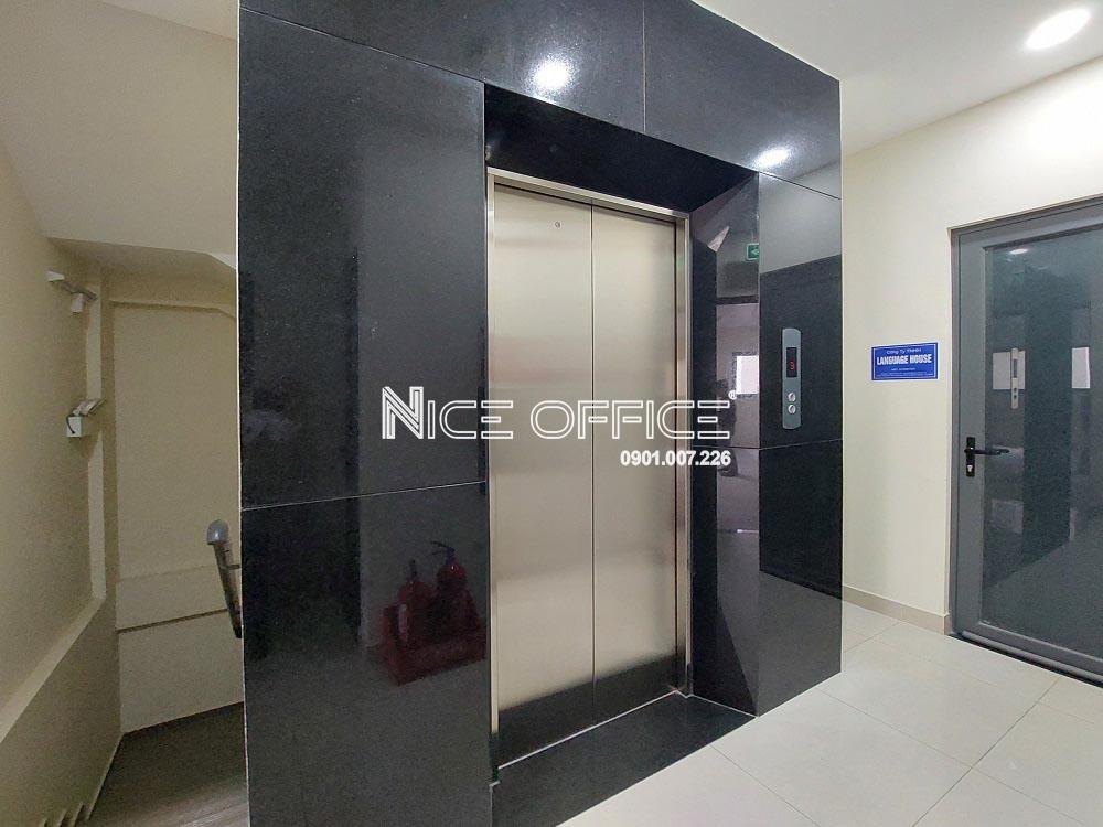 thang-may-tai-toa-nha-bcons-tower-3