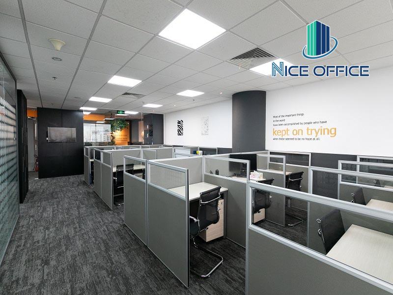 Khu vực chỗ ngồi cố định tại văn phòng trọn gói Centre Point - Esmart