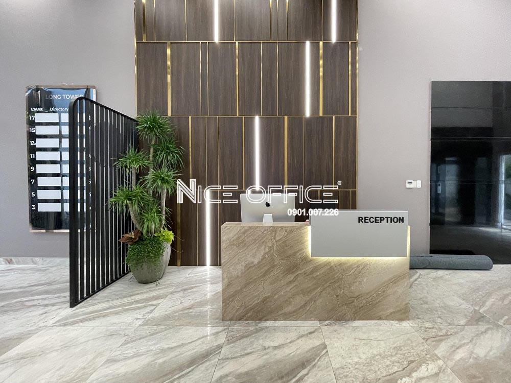 le-tan-tai-toa-nha-long-tower-quan-binh-thanh