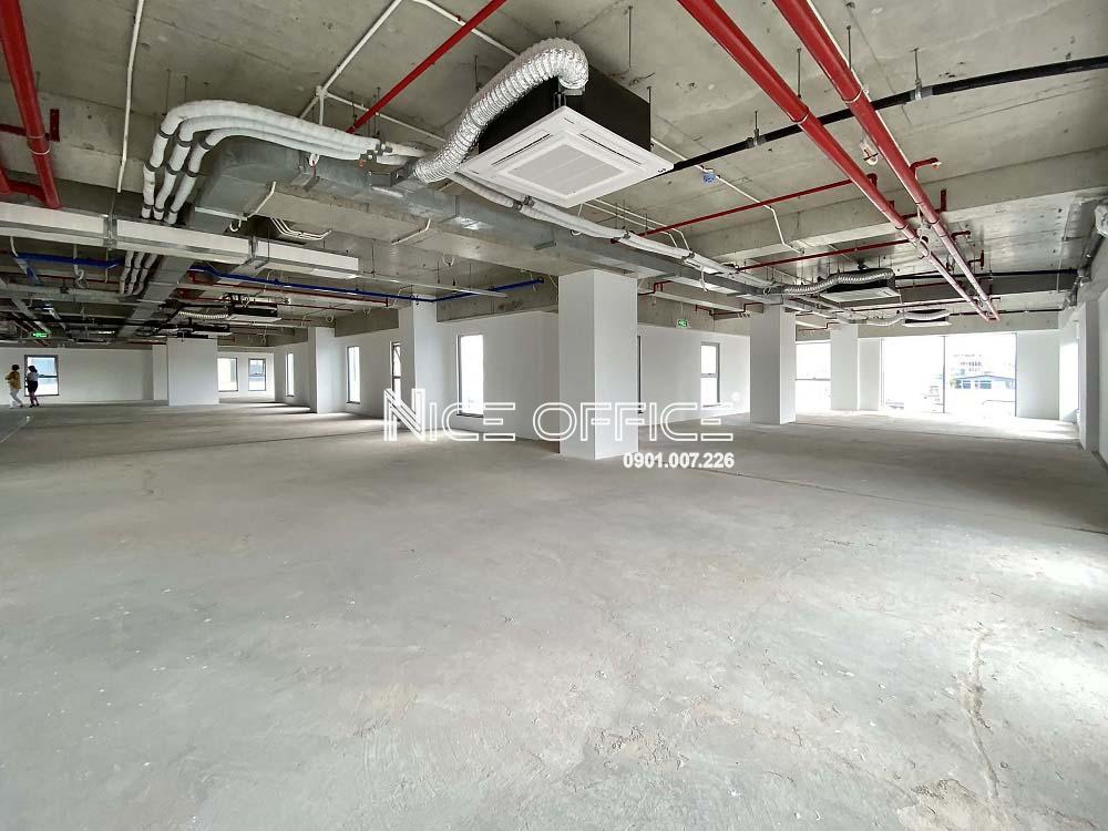 mat-bang-trong-nguyen-san-tai-toa-nha-long-tower