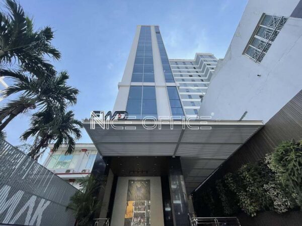 Tòa nhà Long Tower đường Nguyễn Cửu Vân, quận Bình Thạnh