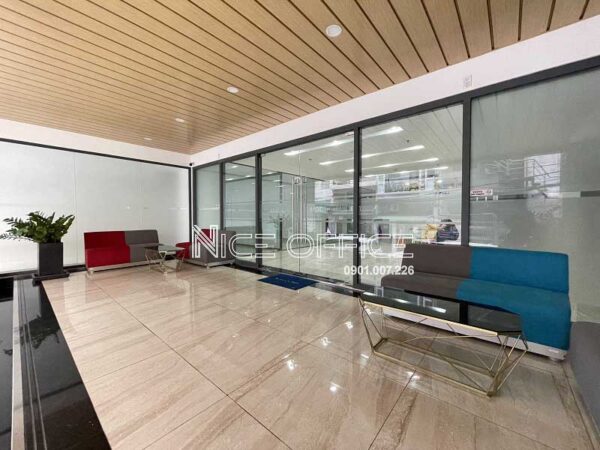 Sảnh đón khách tại tòa nhà Moza Building Phổ Quang