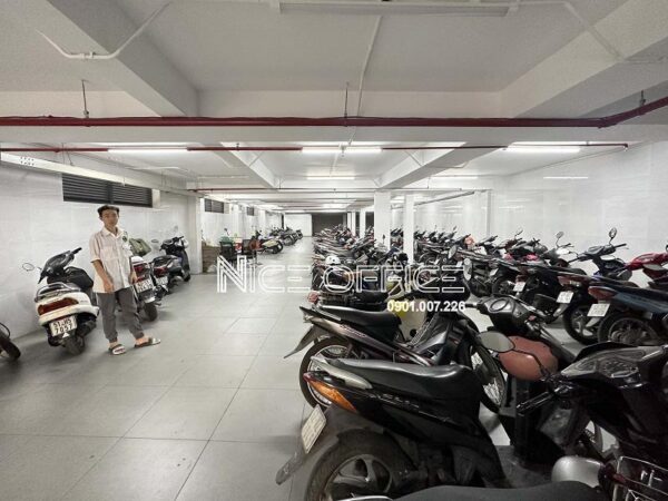 Hầm xe tại tòa nhà TSA Quốc Hương