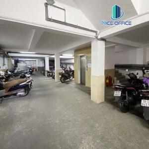 Hầm xe tại tòa nhà Gia Cát Building