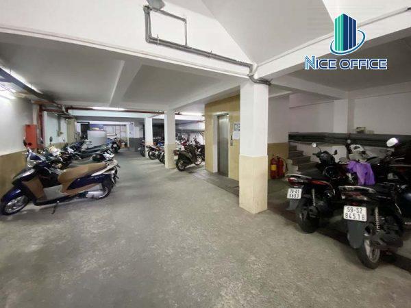 Hầm xe tại tòa nhà Gia Cát Building