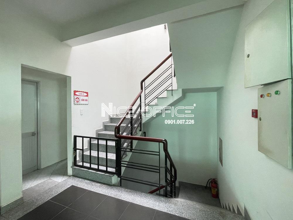 TÒA NHÀ THE GOLDEN BUILDING - Hình ảnh 11