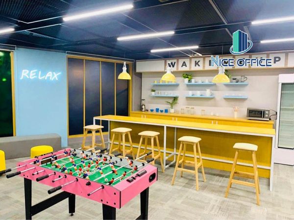 Khu vực relax tại Hello World Saigon