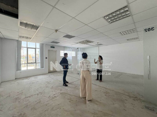 Mặt bằng trống tại tòa nhà Thành Phát Building