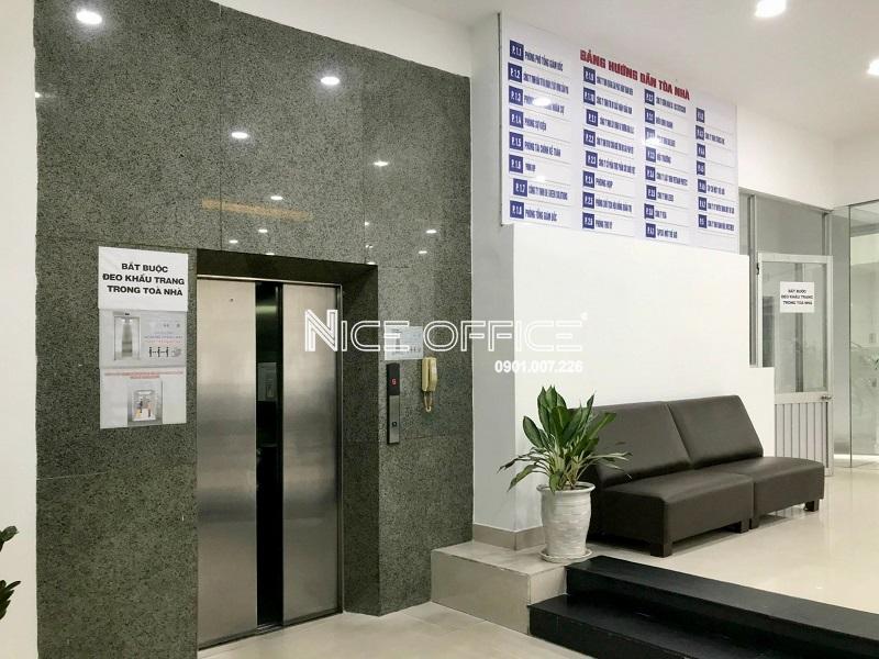 khu-vuc-thang-may-tai-toa-nha-thanh-nien-media-corp-building