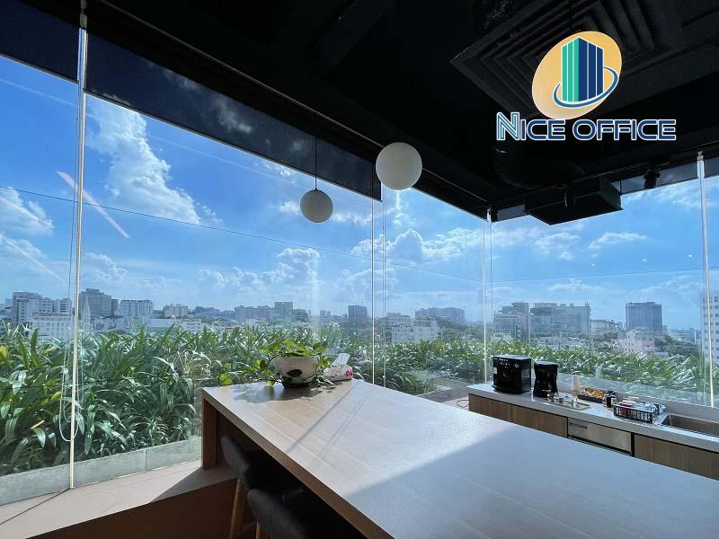 Khu vực pantry tại văn phòng trọn gói Pronexus Việt Nam