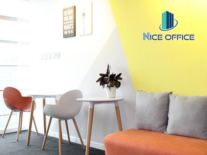 Khu vực tiếp khách chung tại văn phòng trọn gói Sen Office